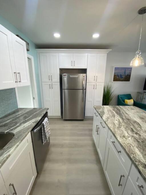 Beachfront Condo On Quiet Treasure Island- 1 Bed St. Pete Beach Exterior foto